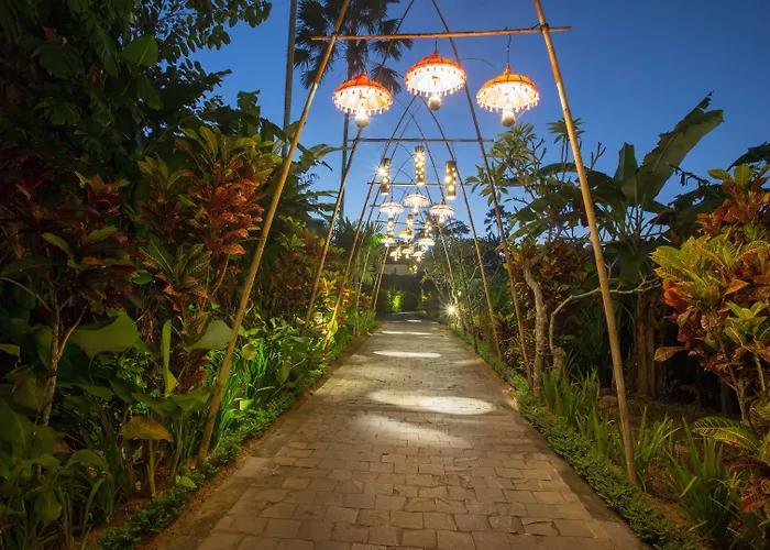 Villa Furama & Ubud *