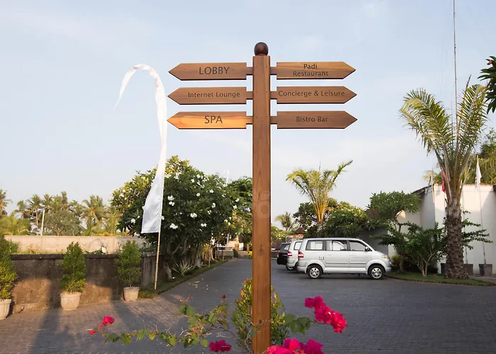Villa Furama & Ubud *