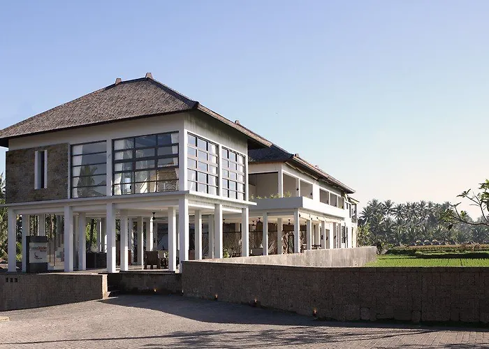 Villa Furama & Ubud *