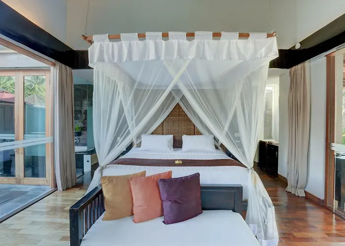 Villa Furama & Ubud *
