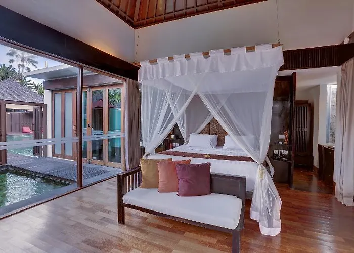 Villa Furama & Ubud *